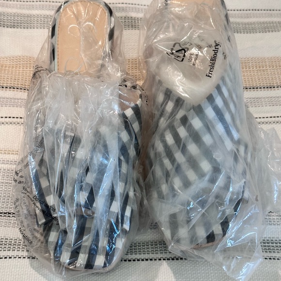 NIP Jessica Simpson gingham Wedges - Picture 2 of 6